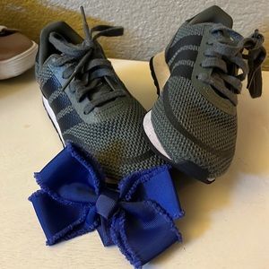 Girls Adidas Size 11